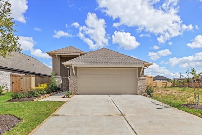 Primary Photo - 419 Twilight Mdw Wy