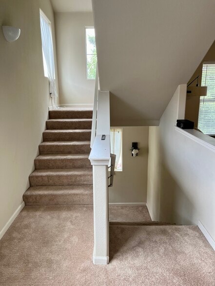 Stairs up to loft - 5350 Dunlay