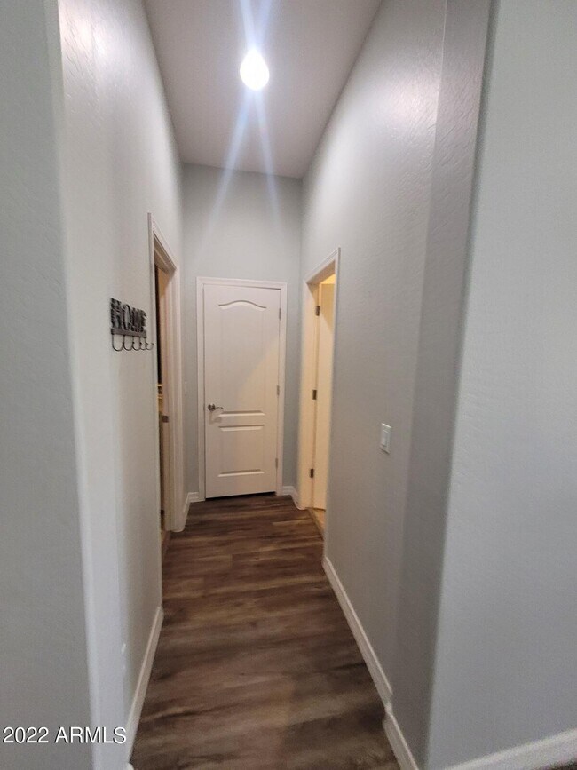 Building Photo - 19350 W Oregon Ave