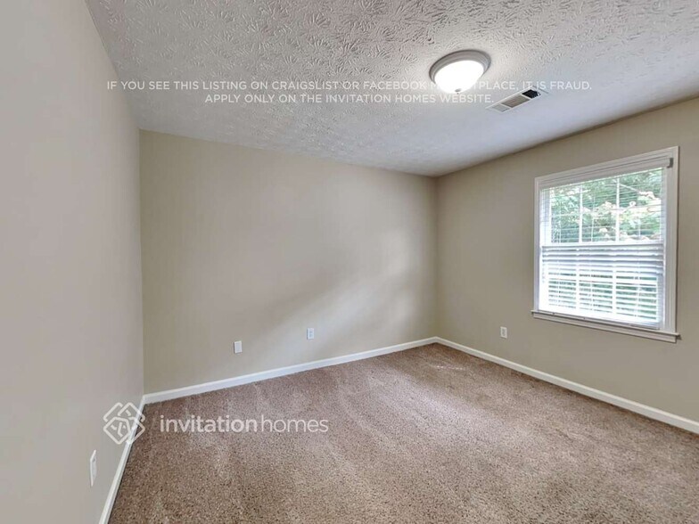 Building Photo - 1759 Killian Hill Rd SW