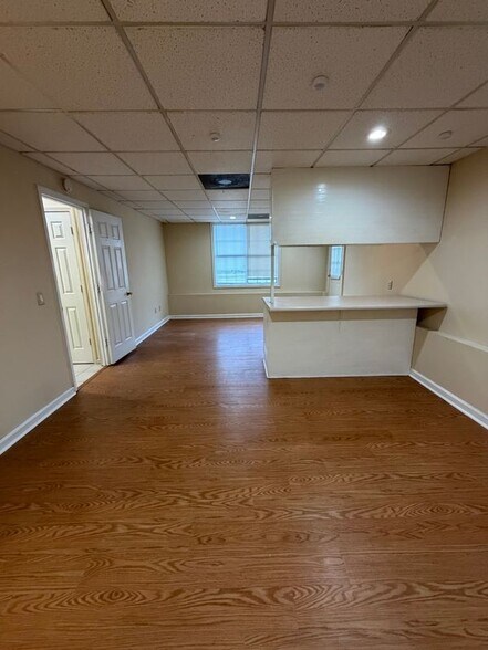 Building Photo - 4213 New Towne Dr