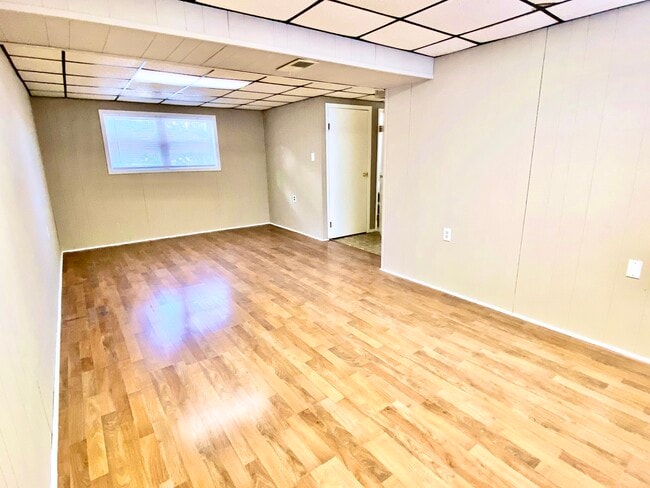 Building Photo - 6620 163rd Pl