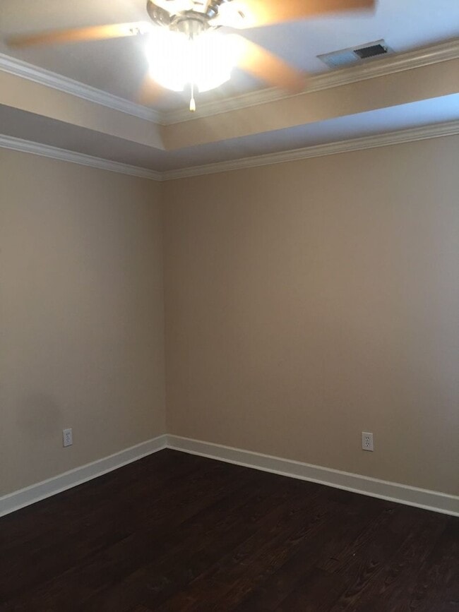 Building Photo - Coming Soon 3 bedroom 2 bath