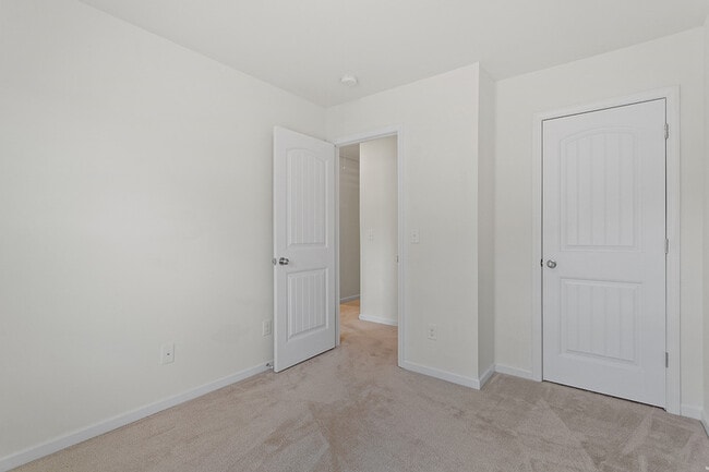Building Photo - 731 Maypearl Ln