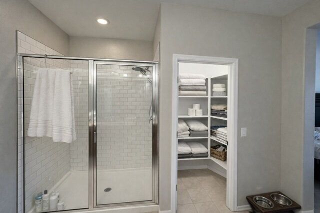 Building Photo - 5826 N 194th Ln