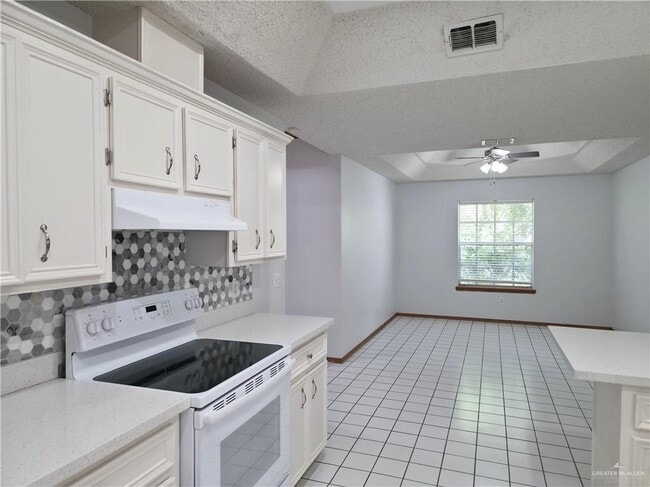 Building Photo - 1216 W Heron Ct