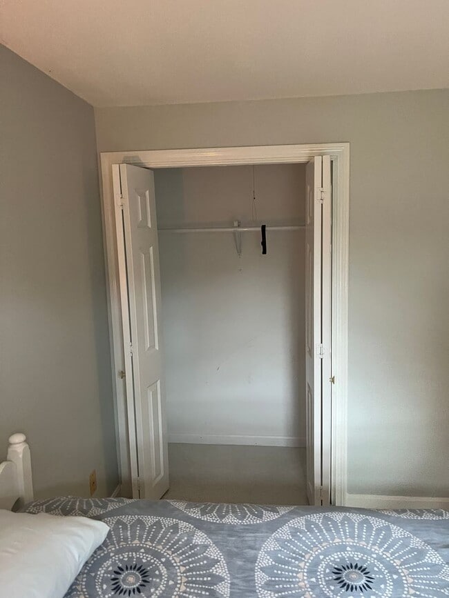 Building Photo - Fully updated 2Bd / 2Br Bassett Pond Condominium in West Yarmouth