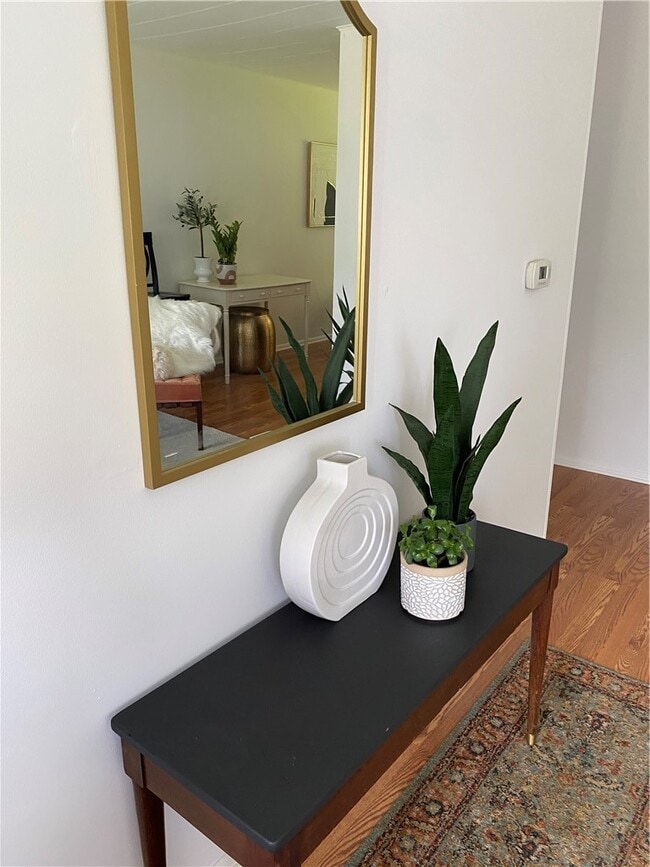 Building Photo - 215 Lee Ave