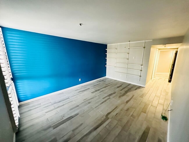 Building Photo - Ground level 2 bedroom, 2 bath in Bayfront...
