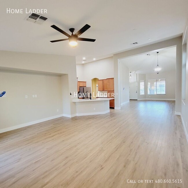 Building Photo - 14456 W Boca Raton Rd