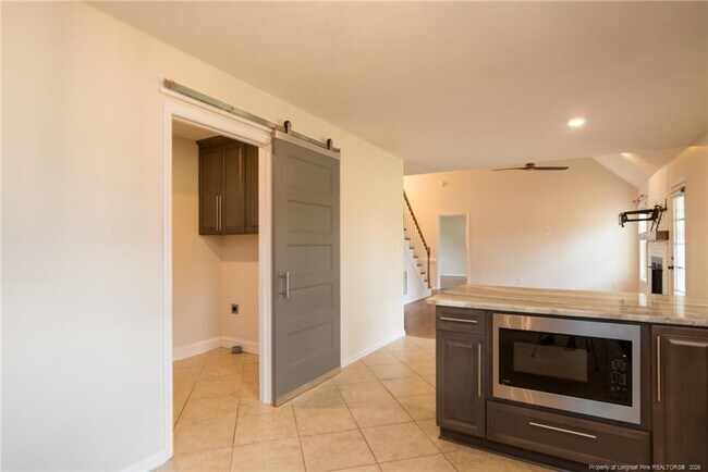 Building Photo - 114 Terrier Way