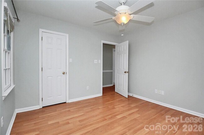 Building Photo - 11718 Fernhurst Ln