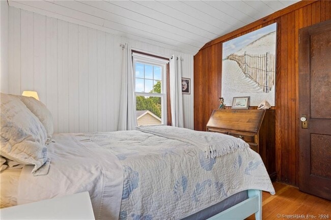 Building Photo - 36 White Sand Beach Rd