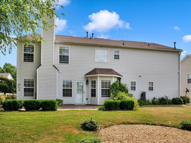 Building Photo - 3725 Crescent Walk Ln NE