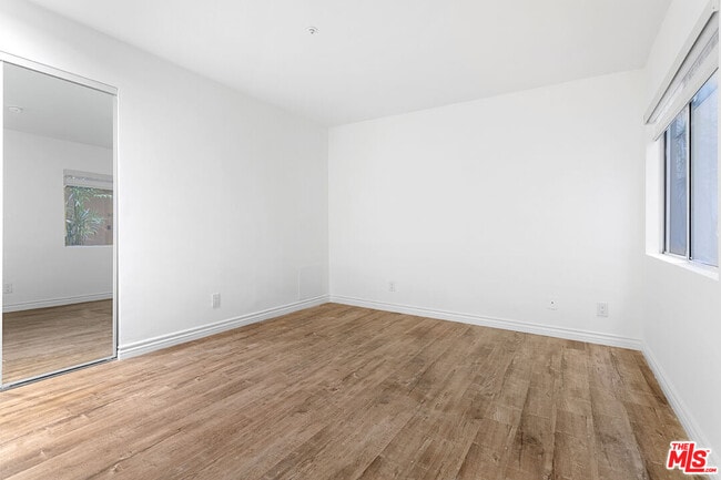 Building Photo - 1255 Federal Ave