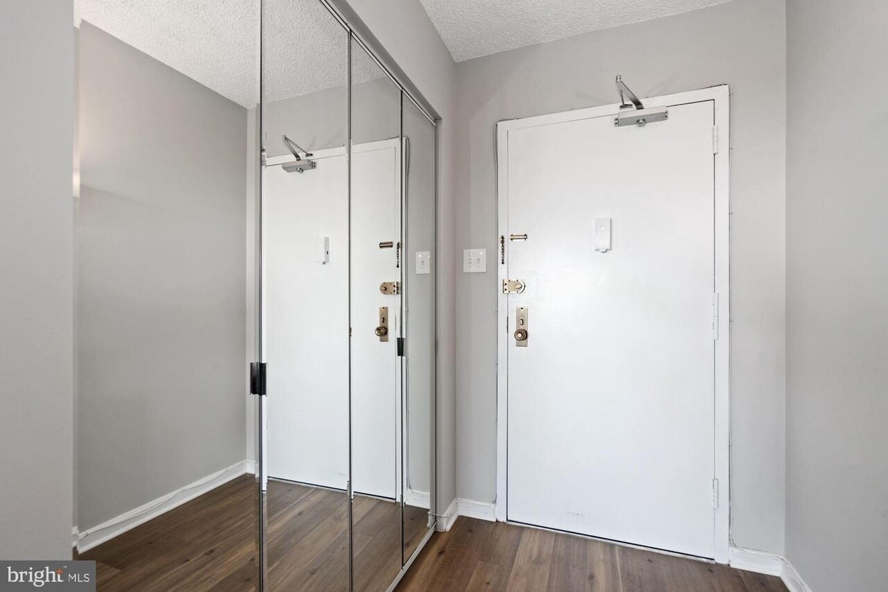 Building Photo - 5300 Holmes Run Pky
