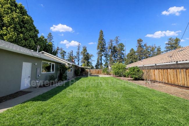 Building Photo - 795 Viader Ct