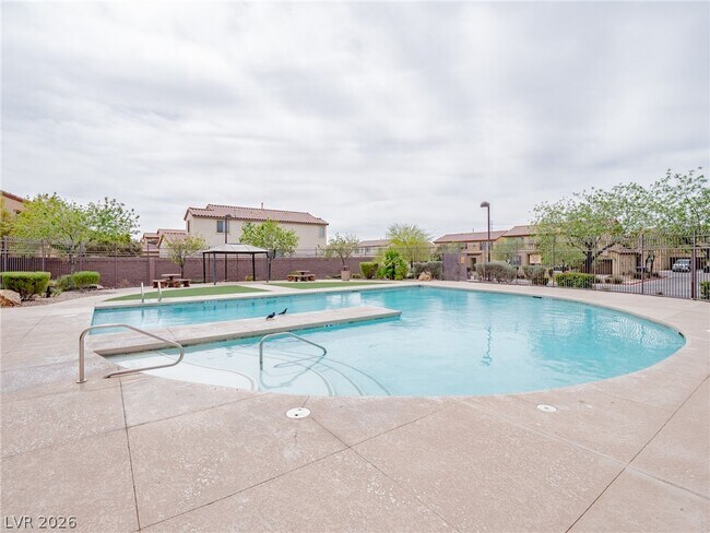 Building Photo - 5328 Pendergrass St