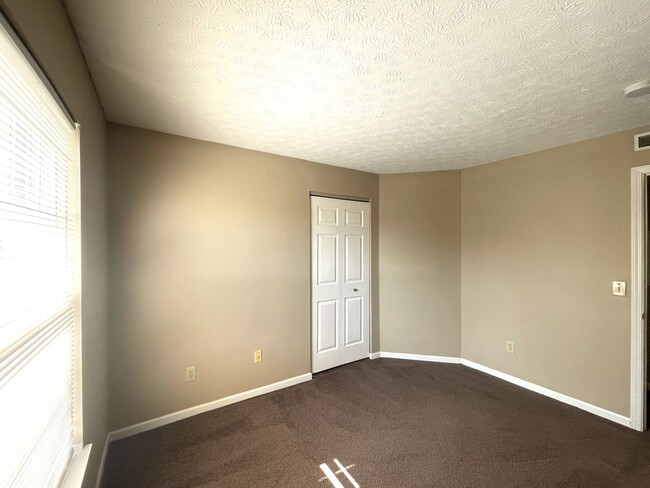 Building Photo - 5448 Cypress Chase