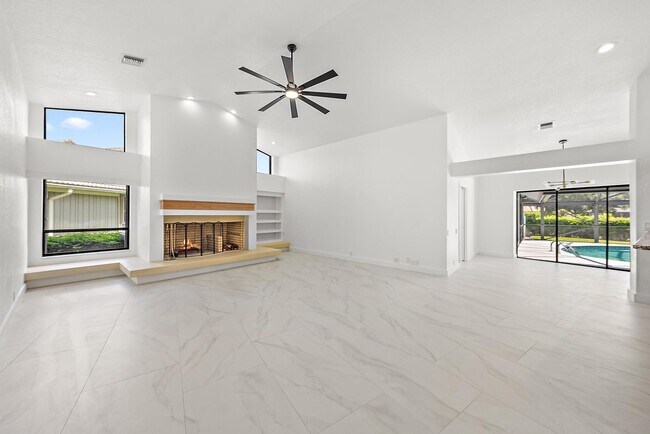 Building Photo - 18 Glencairn Rd