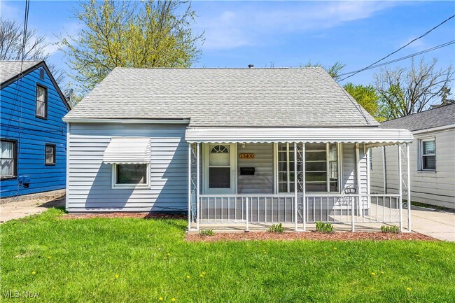 Primary Photo - 13400 Sprecher Ave