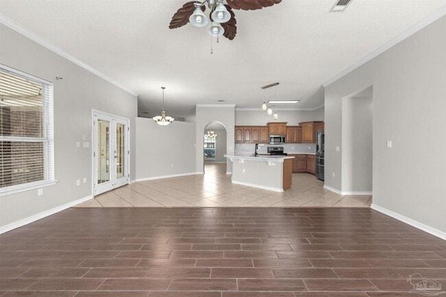 Building Photo - 2491 Parkridge Dr