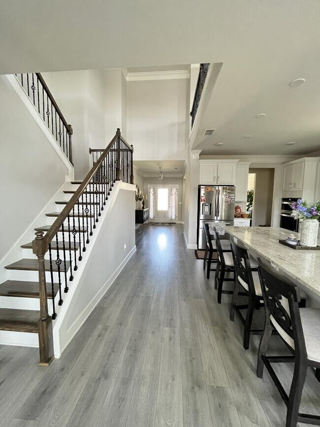 Building Photo - 6004 Tivoli Trail