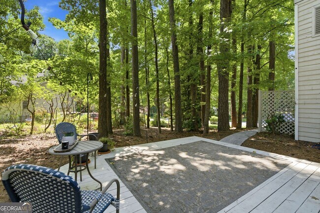 Building Photo - 505 Summerhill Pl