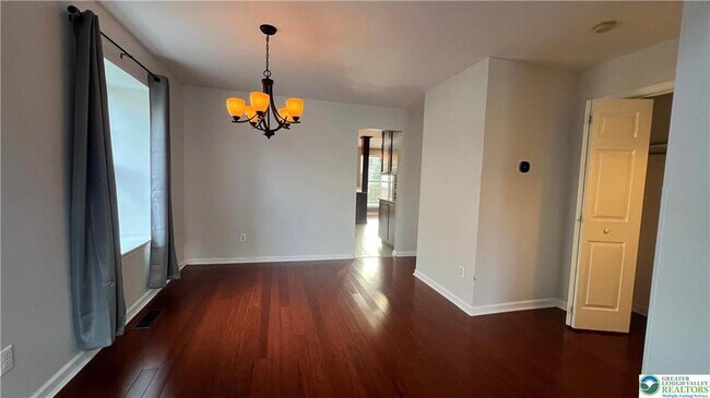 Building Photo - 520 Wild Mint Ln