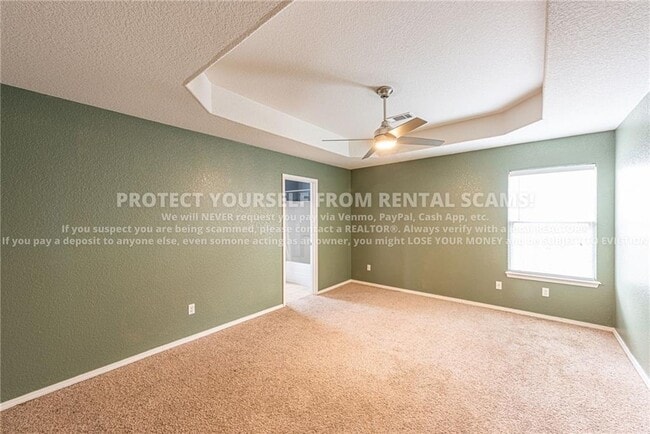 Building Photo - 1384 S Holland Dr