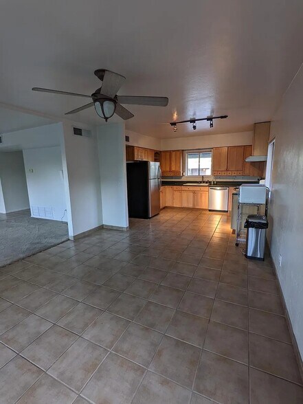 Building Photo - 2822 W St Tropaz Ave