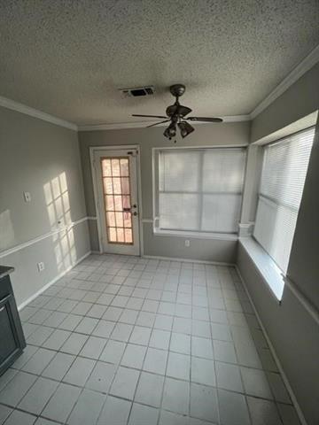 Building Photo - 553 Raintree Cir