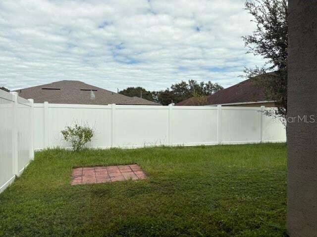 Building Photo - 5 Rosecroft Ln