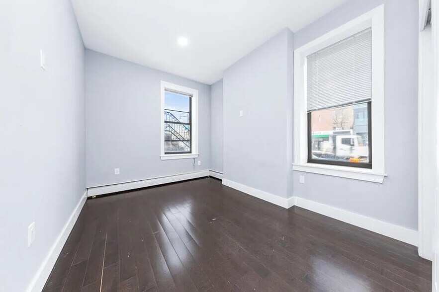 Building Photo - 4462 23rd St