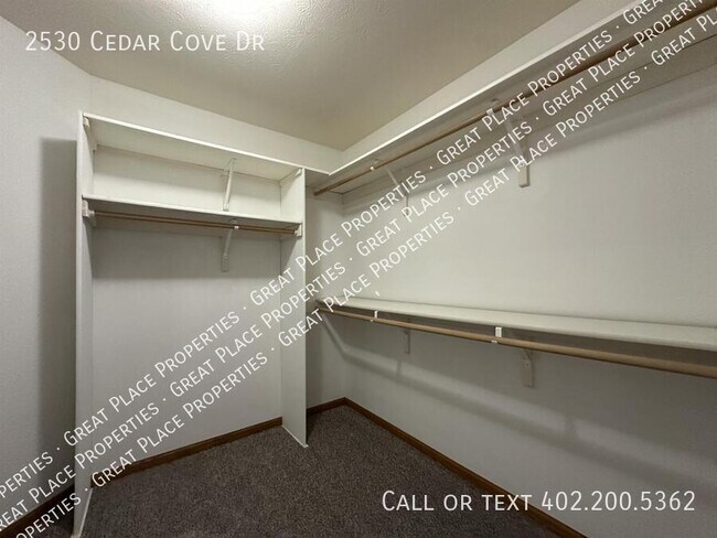 Building Photo - 2530 Cedar Cv Rd