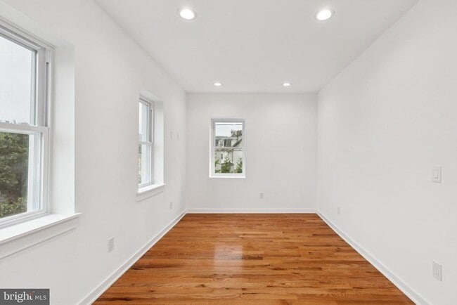 Building Photo - 65 Limekiln Pike