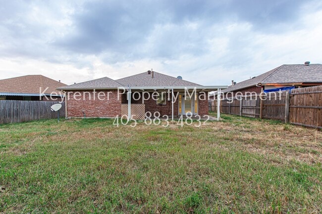 Building Photo - 8308 NW 10th Terrace