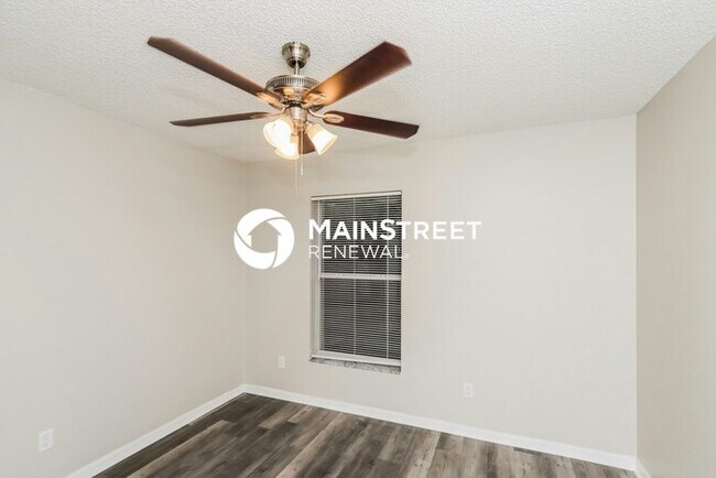 Building Photo - 3 Bedroom Pet-Friendly Home in VERO BEACH,...