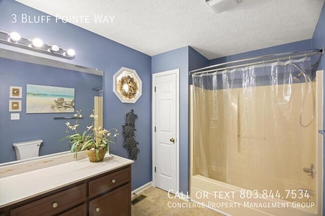 Building Photo - 3 Bluff Pointe Way