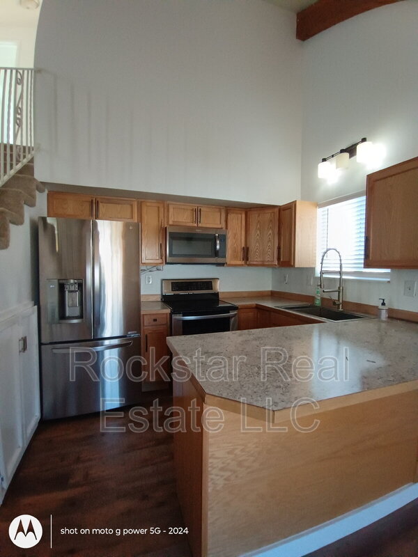 Building Photo - 3512 E 32nd Ave