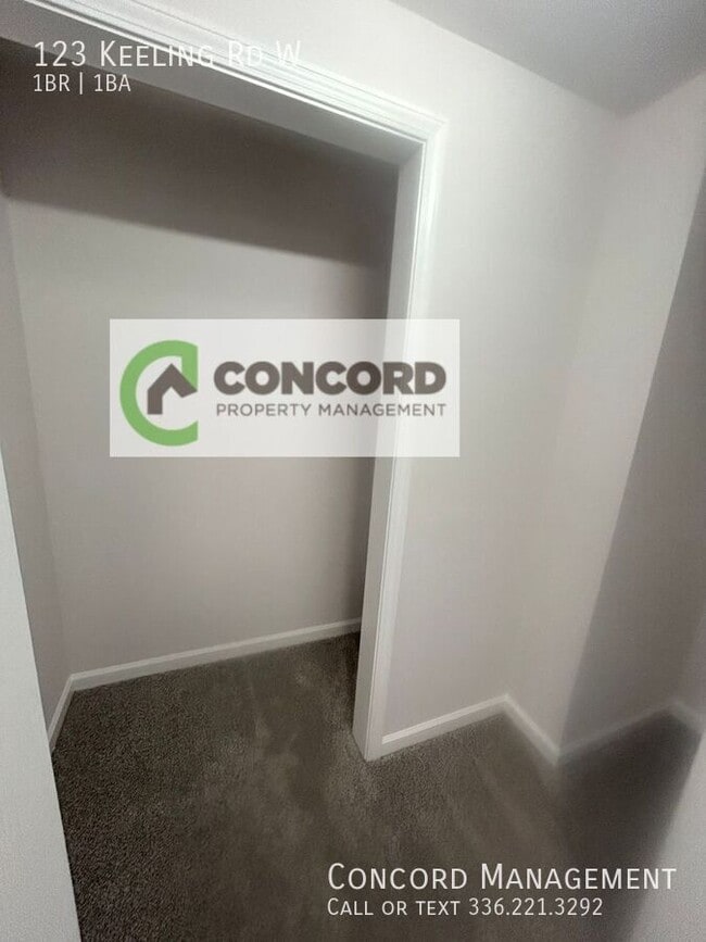 Building Photo - 123 Keeling Rd W