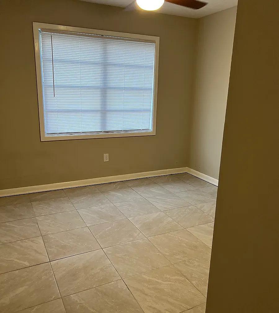 Building Photo - 4109 Parkway Dr