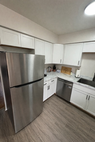 Building Photo - 2940 N 184th St