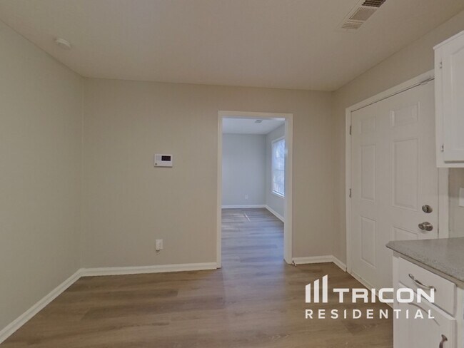 Building Photo - 5889 Old Wellborn Trce