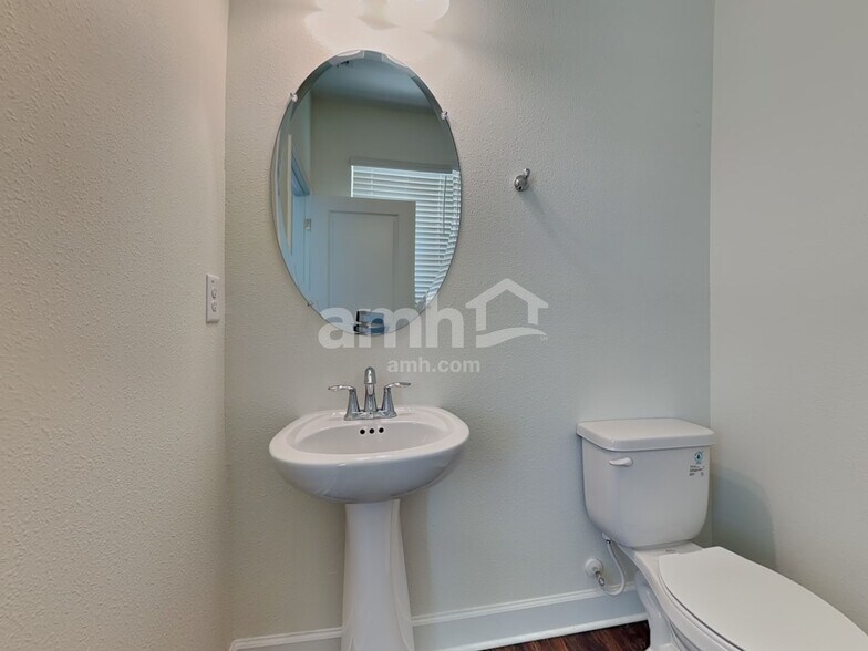 Building Photo - 3130 Artemisia Ln