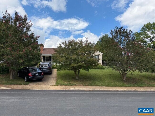 Building Photo - 397 Minor Ridge Rd