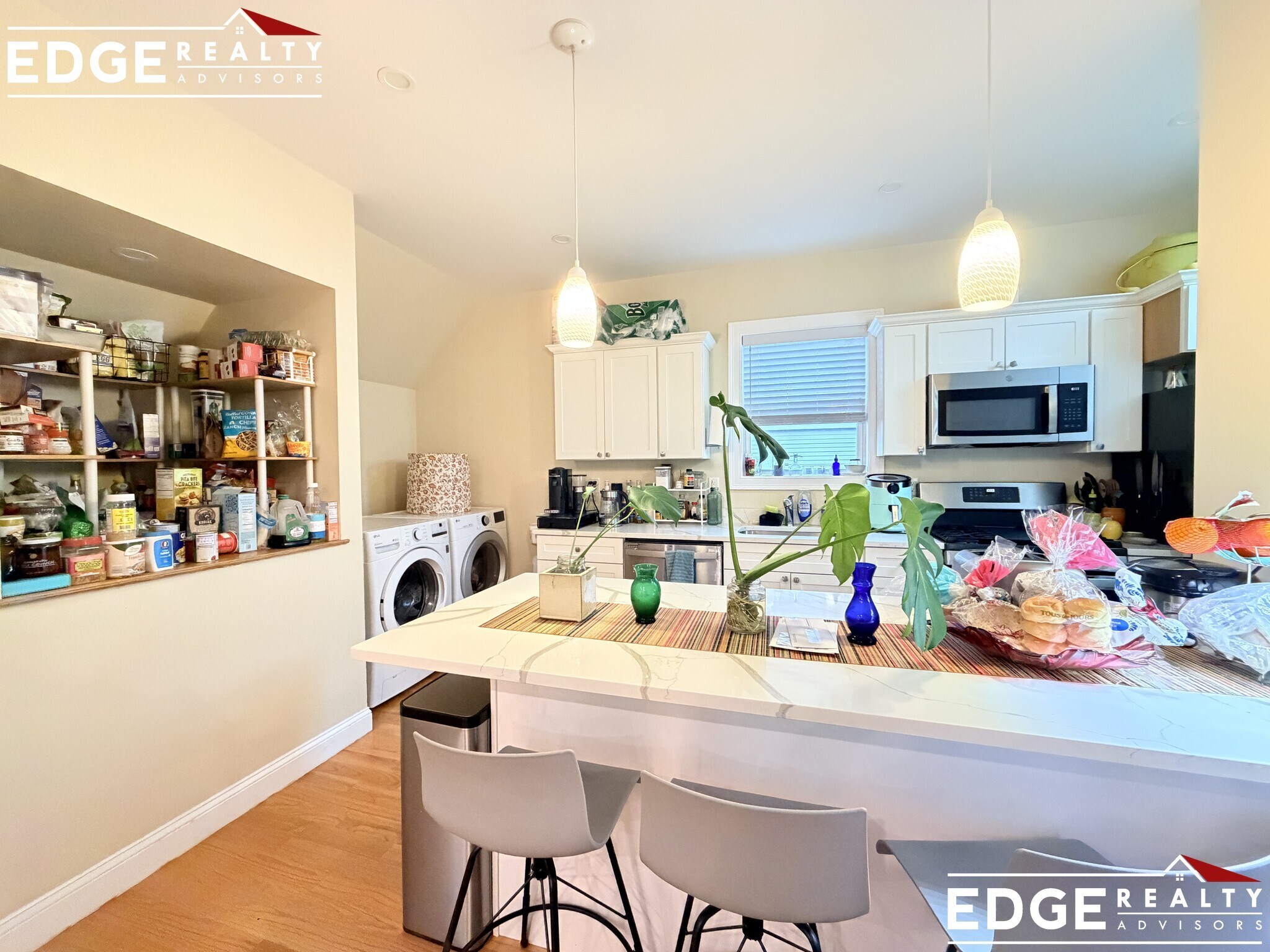 Building Photo - 35 Winship St