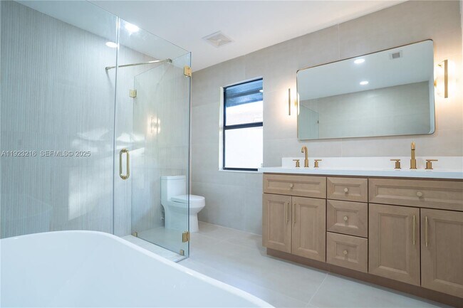 Building Photo - 16701 Bobcat Dr