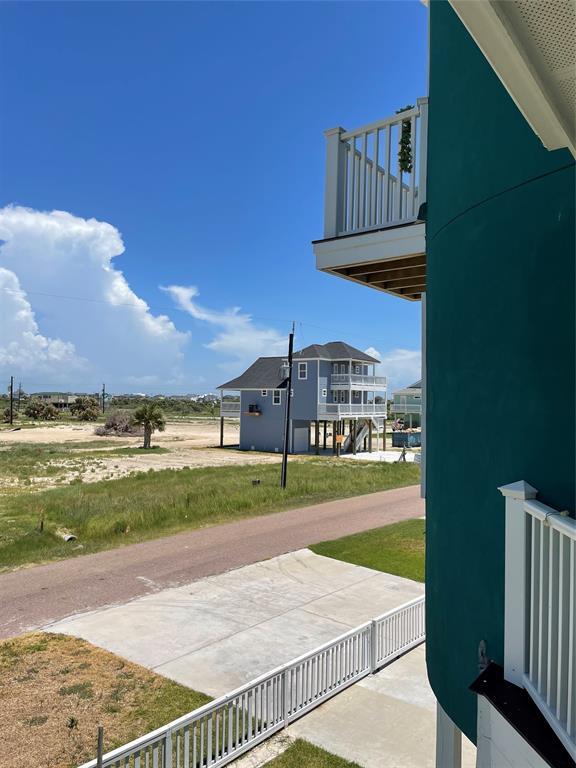 Building Photo - 22903 Miramar Dr