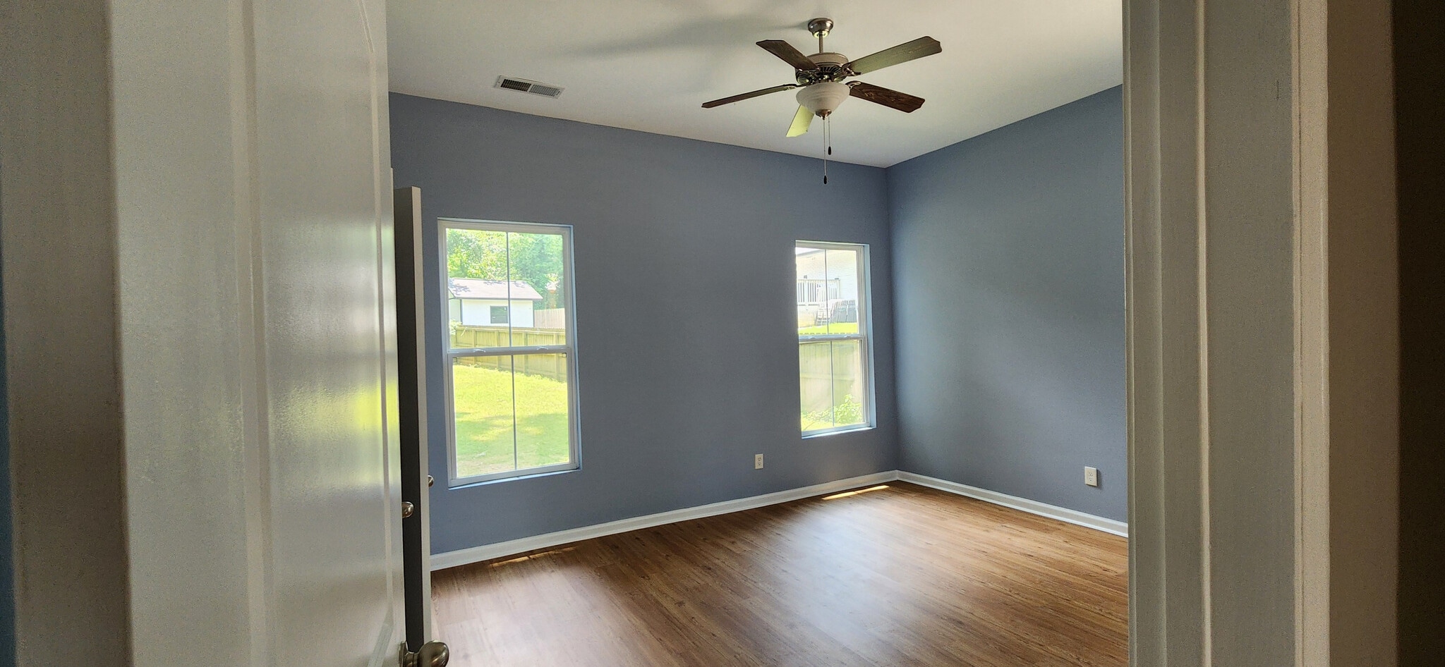Building Photo - Room in Duplex on Bolton Rd NW